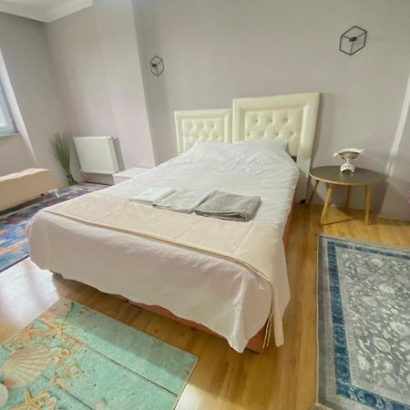 Ferienwohnung Cozy House Near The Airport Arnavutkoy Exterior foto